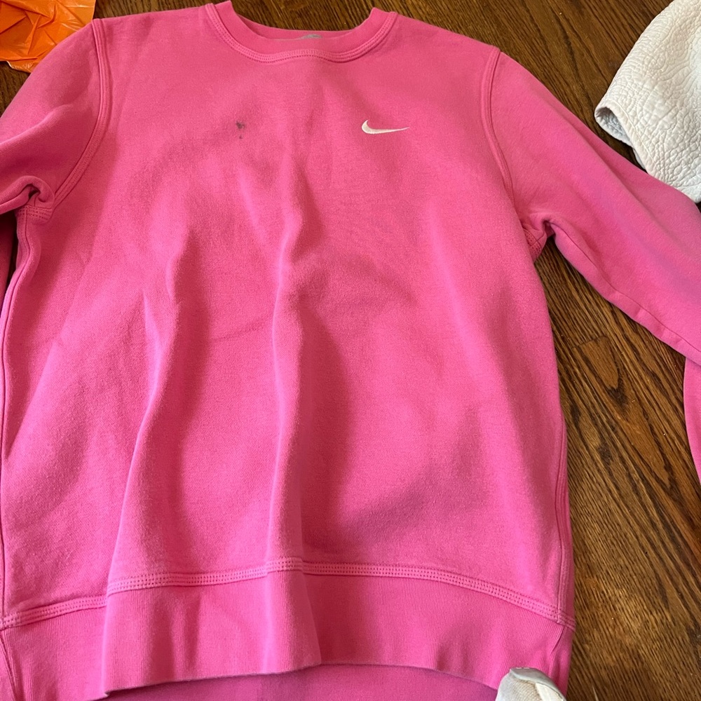 NIKE CREWNECK- small stain but not very noticeable!!